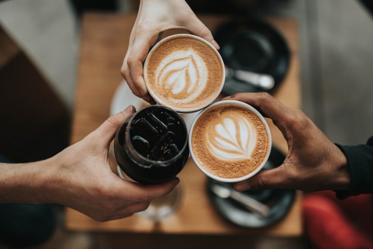 Desayunos Empresariales en Medellín: Brunch Corporativo al Aire Libre en El Poblado